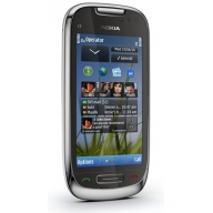 Nokia C7 : le petit frre du N8
