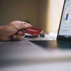 Black Friday et fêtes de fin d'année, ces enjeux économiques pour le m-commerce Black Friday et fêtes de fin d'année, ces enjeux économiques pour le m-commerce