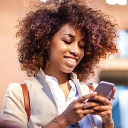 Comment faire passer un client mobile de l'indécision à la caisse Les consommateurs utilisent de plus en plus les terminaux mobiles dans leur processus d'achat