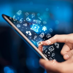 En 2022, la multiplication des usages numériques se poursuivent au sein du foyer En 2022, la multiplication des usages numériques se poursuivent au sein du foyer