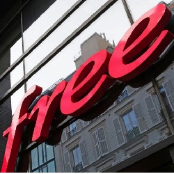 Free Mobile : 1 million d'abonnés conquis en 2016 Free Mobile a recruté 1 million d'abonnés en 2016