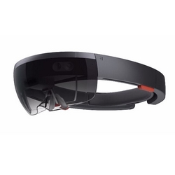 HoloLens : une première version du casque prévue en 2016 HoloLens : développeurs et entreprises auront accès à une première version en 2016