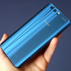 Vente de smartphones�: Honor, filiale du groupe Huawei, en pleine croissance
