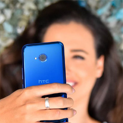 Le HTC U11 life débarque en France  avec Android One