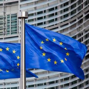 L'Union européenne clarifie les règles sur les batteries : smartphones, montres et écouteurs ne seront pas logés à la même enseigne L'Union européenne clarifie les règles sur les batteries : smartphones, montres et écouteurs ne seront pas logés à la même enseigne