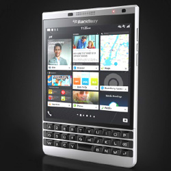 Le BlackBerry Passport Silver Edition arrive chez Colette Le BlackBerry Passport Silver Edition est disponible chez colette