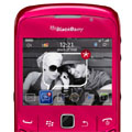 Le BlackBerryCurve 8520 Hot Pink est disponible chez Virgin Mobile Le BlackBerryCurve 8520 Hot Pink est disponible chez Virgin Mobile