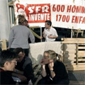 Les employés de SFR protestent contre le transfert des centres d'appel Les employés de SFR protestent contre le transfert des centres d'appel