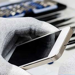 Les Français dépensent en moyenne 271 euros pour l'achat d'un mobile reconditionné Apple et Samsung 50 % des produits rachetés sont des téléphones mobiles