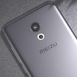 Le smartphone  cran courbe de Meizu