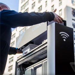 New York remplace les cabines tlphoniques par des bornes WiFi