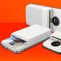 Polaroid dévoile un Moto Mod pour imprimer des photos depuis un Moto Z Imprimer et partager des photos partout grâce au Moto Mod Polaroid Insta-Share Printer