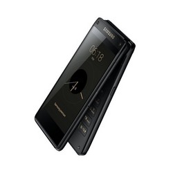 Samsung dvoile le Leader 8, un smartphone  clapet puissant