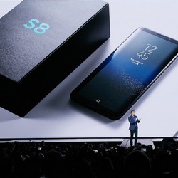 Samsung Galaxy S8 et Galaxy S8+ : la transformation qui fait toute la différence Samsung Galaxy S8 et S8+ : s'affranchir de l'image de « second »