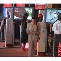 SFR renouvelle son opération de pédagogie de ses services Data dans les aéroports SFR renouvelle son opération de pédagogie de ses services Data dans les aéroports