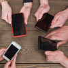 Smartphones, crans, donnes : les grandes tendances du numrique en 2024