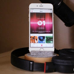 Spotify bientôt détrôné par Apple Music ? Spotify bientôt détrôné par Apple Music ?
