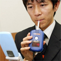 Succès nippon pour les livres numérisés lisibles sur mobiles Succès nippon pour les livres numérisés lisibles sur mobiles
