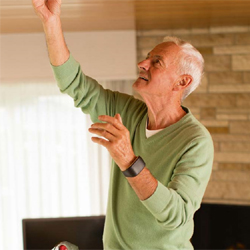 Zembro, une montre connectée destinée aux seniors Zembro, une montre connectée destinée aux seniors