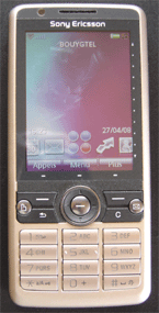 Téléphone Sony Ericsson G700