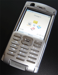 Téléphone Sony Ericsson P990i